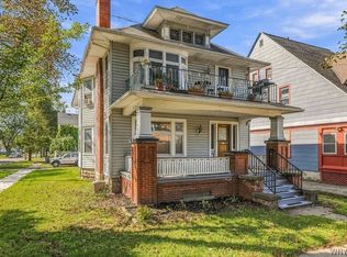 123 High St, Lockport, NY 14094