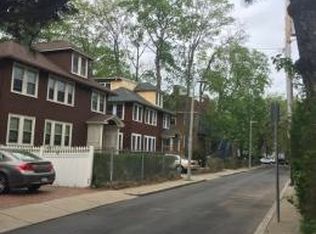 10 Hathaway St, Jamaica Plain, MA 02130