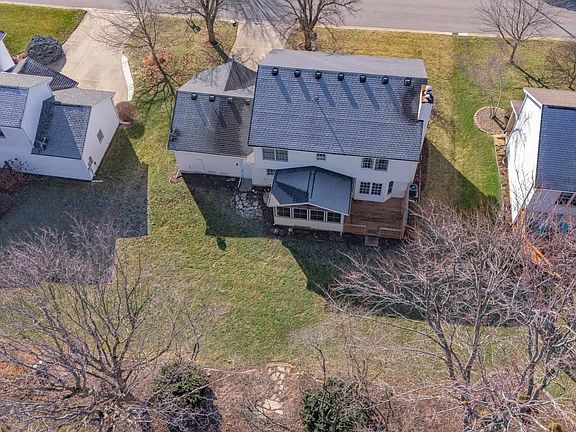 5th image of 406 Ironwood Cc Dr