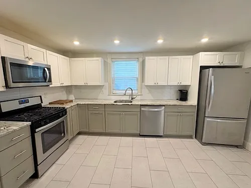 1150 Bennington St #1 Photo 1