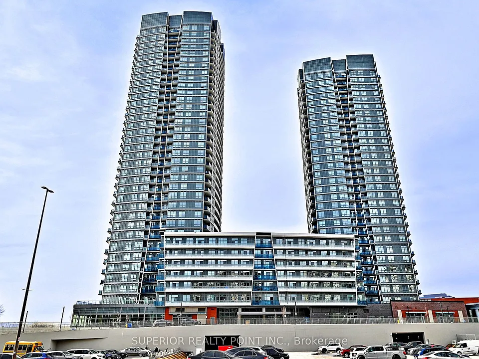 30 Upper Mall Way #A214