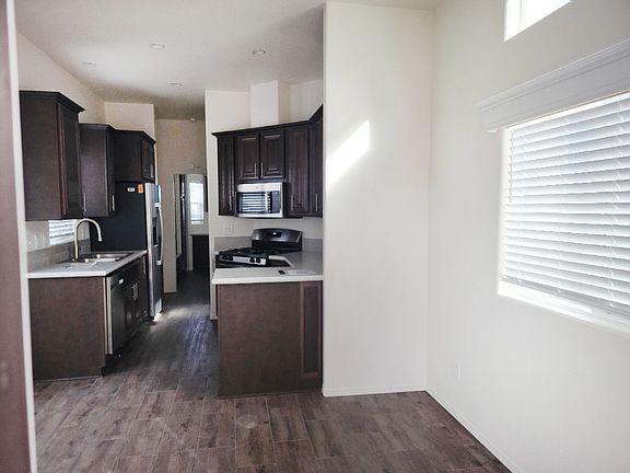 4th image of 1600 Silver Creek Rd #5RGIFZ