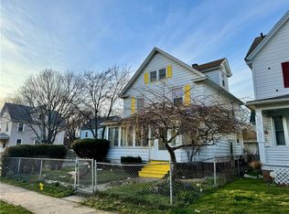 200 Rosewood Ter, Rochester, NY 14609