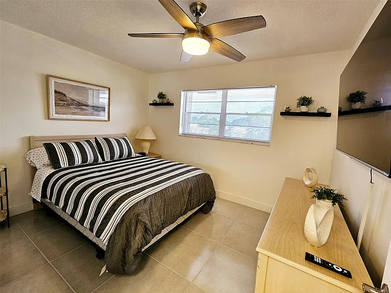 2751 E Golf Blvd #2018 — Photo 11