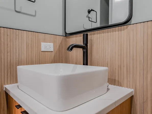 146 West 57th Street image 16 of 35