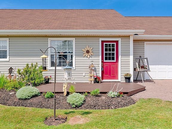 4th image of 113 Aylward Way