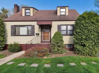 70 Noble Ave, Bronxville, NY 10708