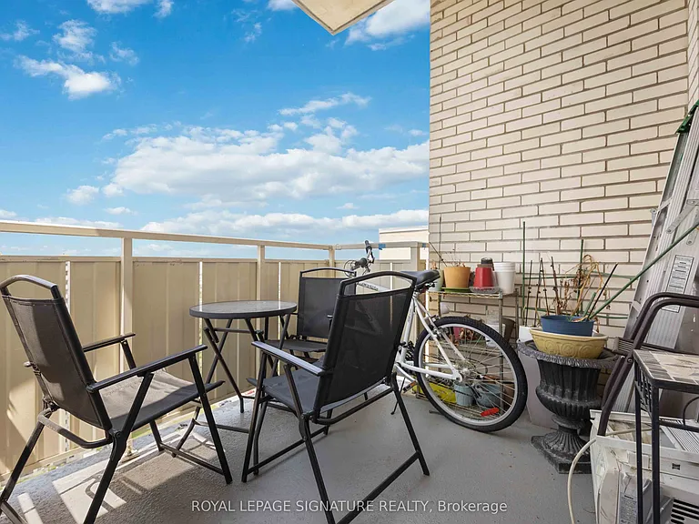 320 Dixon Rd #2315 — Photo 24