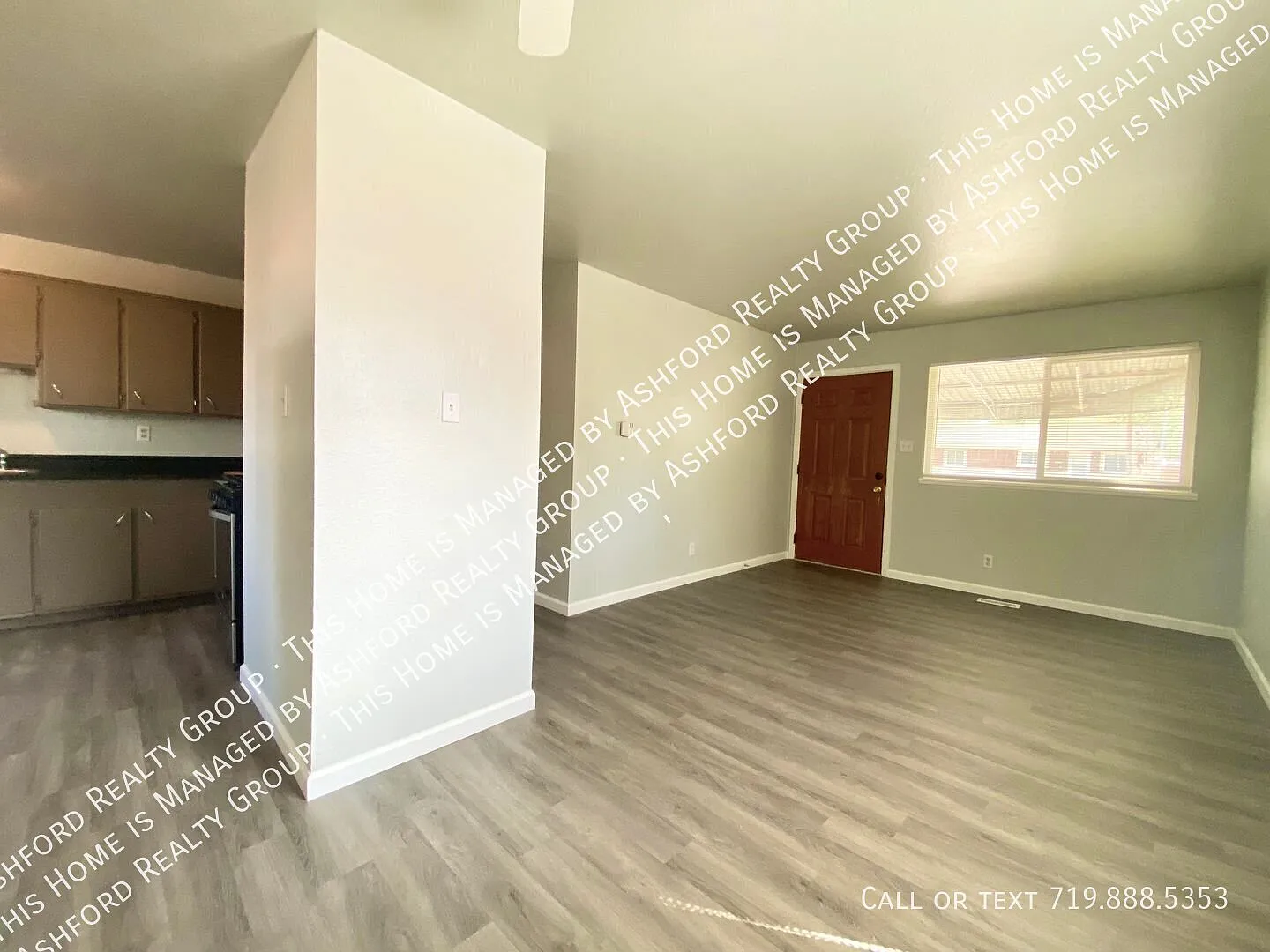 3 bed, 1.0 bath, 936 sqft, $1,495 — Photo 2