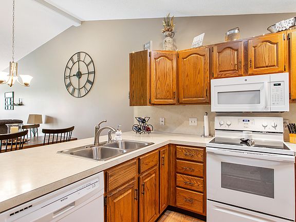 3rd image of 1353 Bent Tree Ct #59