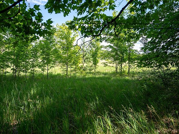 5th image of V/l Ne Garden Ln