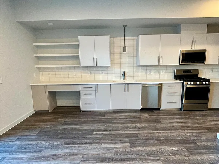 4004 Banister Ln #106 — Photo 6