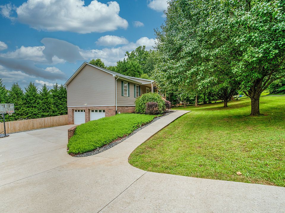 1st image of 2954 Teton Dr