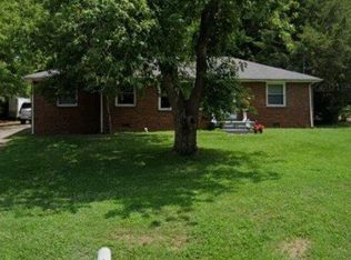 6304 Henry Ford Dr, Nashville, TN 37209