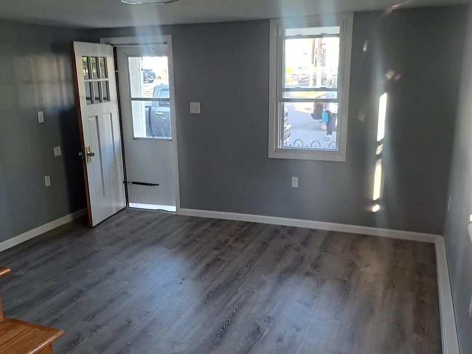 36 Fulton St #1