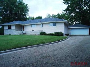 2113 95th St, Fairmont, MN 56031