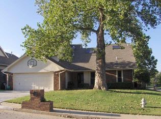 2021 Turtlecreek Rd, Edmond, OK 73013