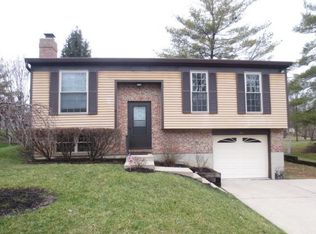 8136 School Rd, Cincinnati, OH 45249