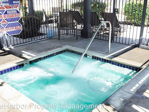 5th image of 633 Missouri St APT 17