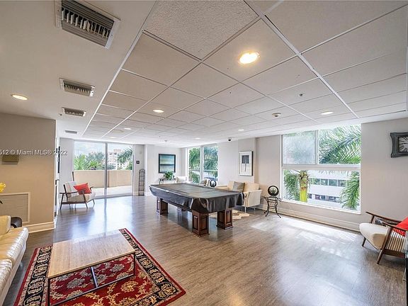 4th image of 2650 SW 37th Ave APT 506