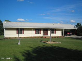 11412 Centerhill Martin Rd, Collinsville, MS 39325