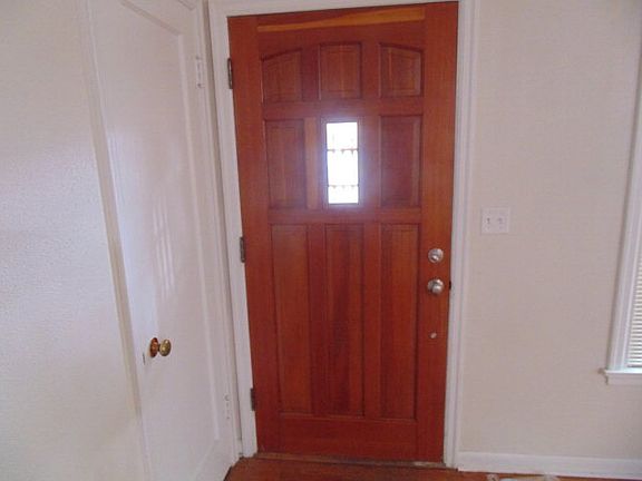 3rd image of 172 Boyer Dr