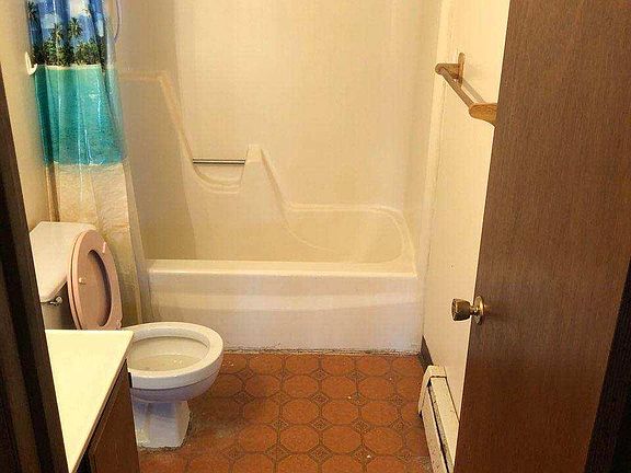 3rd image of 153 Cramer St APT 2