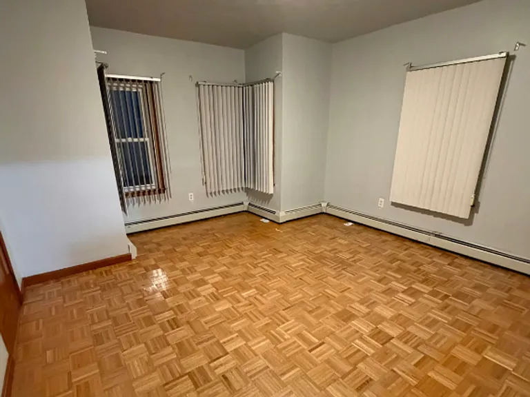 46 Pitman St — Photo 13