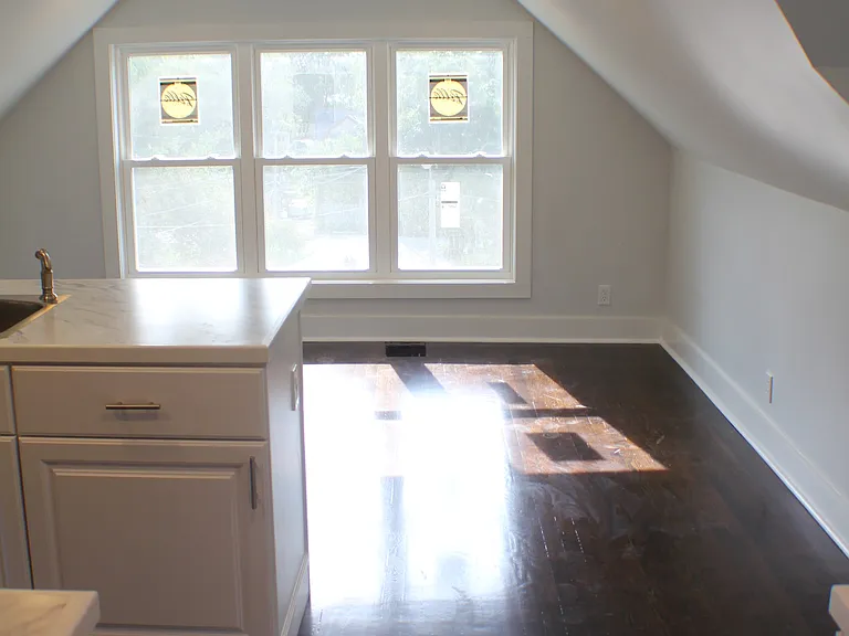 3339 Charlotte St #3 — Photo 22