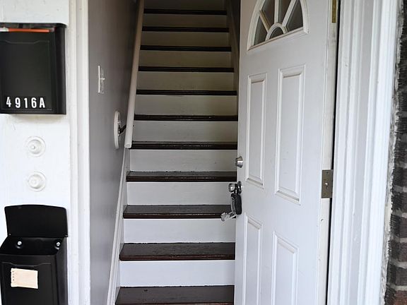 4th image of 4916 Itaska St Floor 2