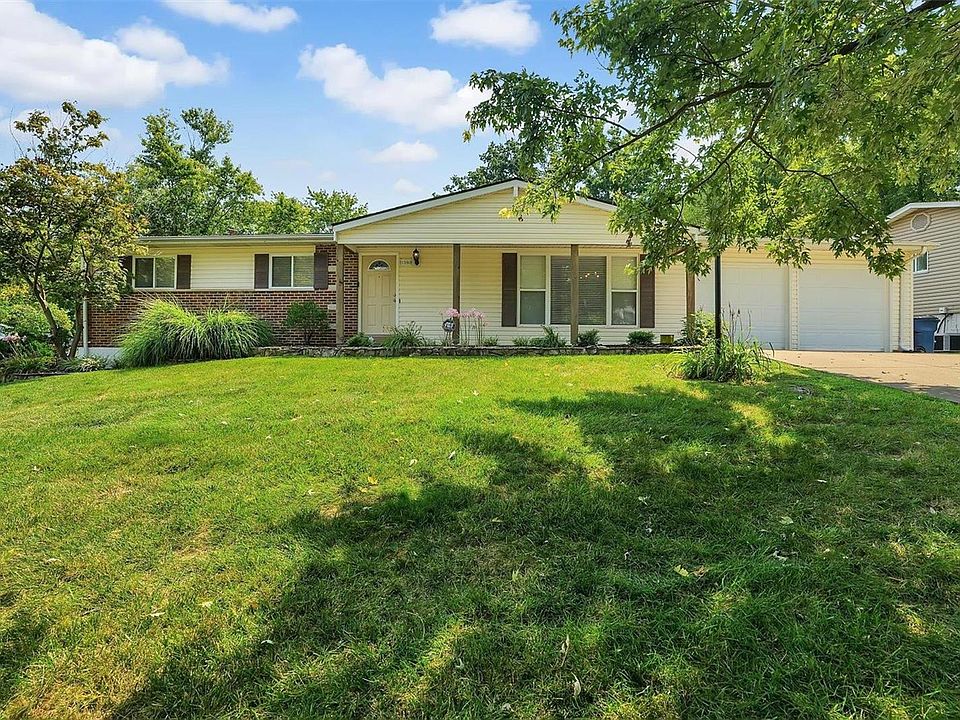 1st image of 1340 Henriette Hills Dr