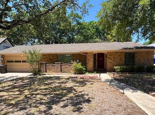 3715 John Alden Dr, San Antonio, TX 78230