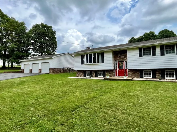 6173 Route 403 Hwy S, Dilltown, PA 15929