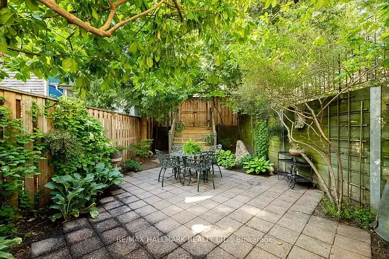 101 Pears Ave #1A — Photo 11