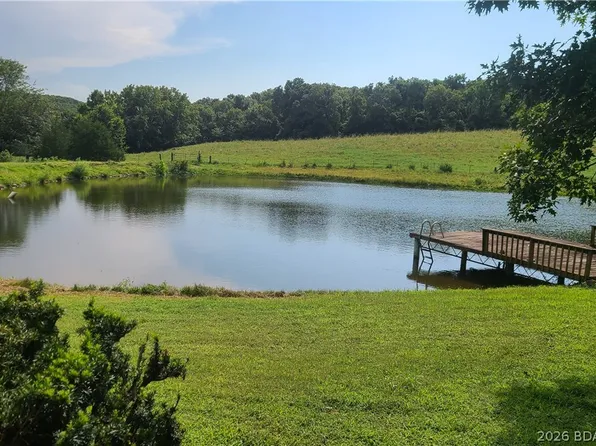 25098 J Hwy, Versailles, MO 65084