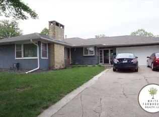 506 Hillcrest Rd, Wayne, NE 68787