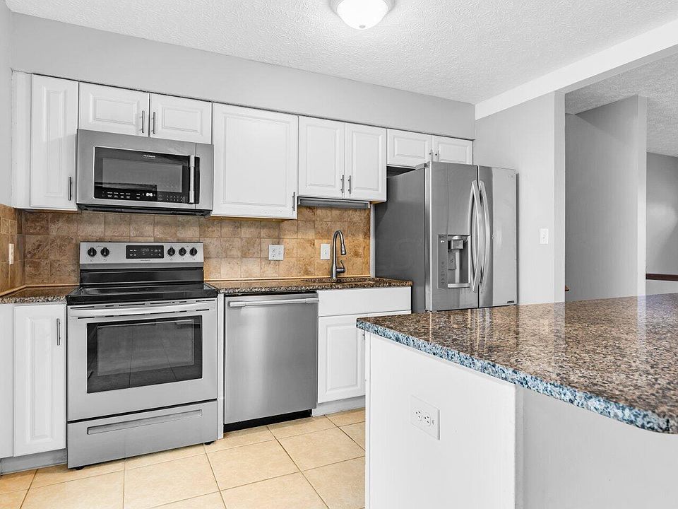 1st image of 638 Moss Oak Ave