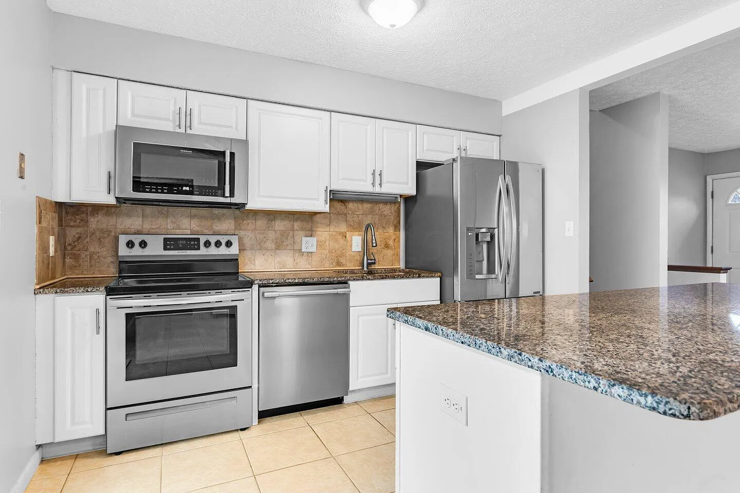 638 Moss Oak Ave photo 1