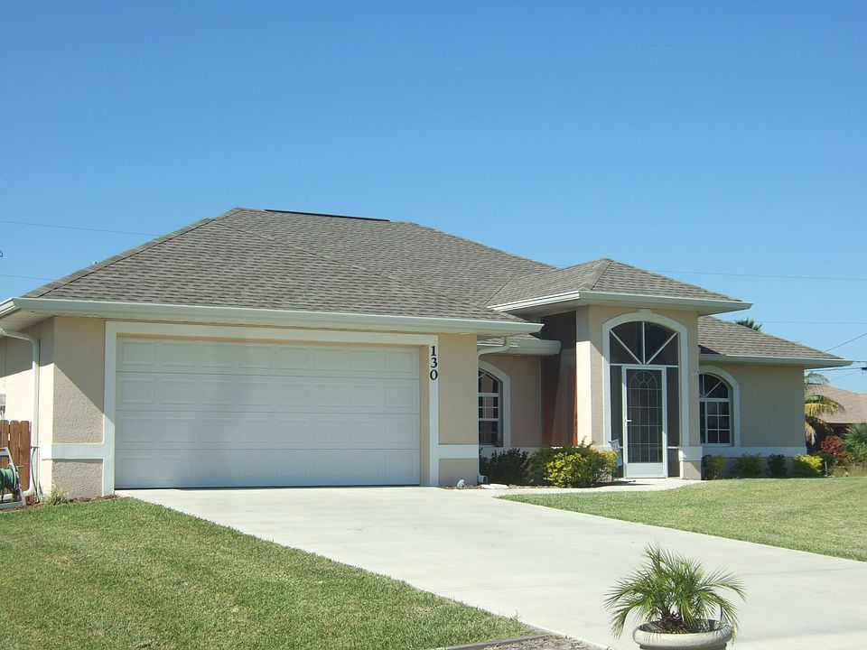 1st image of 130 NE 10th Pl