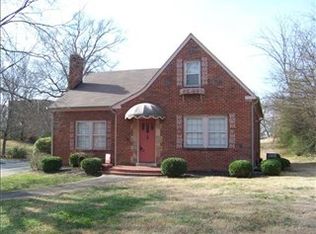 604 Anderson Dr, Clarksville, TN 37040