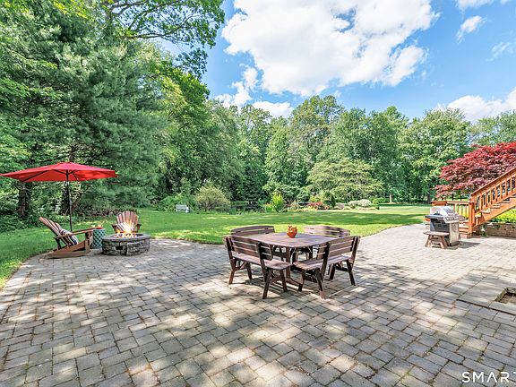 3rd image of 85 Teeter Rock Road