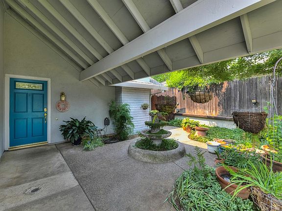 4th image of 6609 Clear Creek Ct