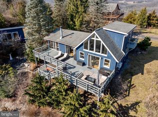 695 Toms Knob Approach Rd, Lost City, WV 26810