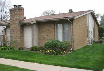 1st image of 9 Willow Way #1