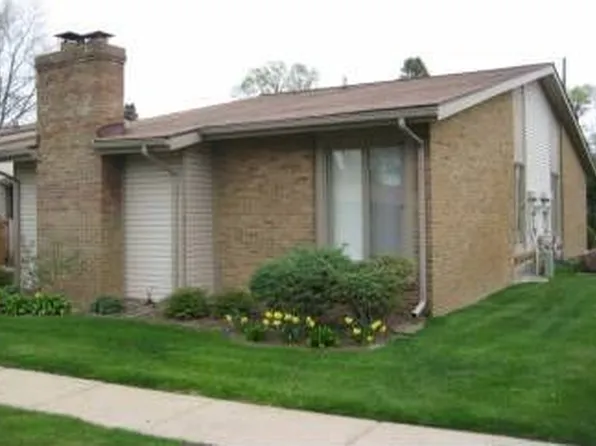 9 Willow Way #1, Waterford, MI 48328
