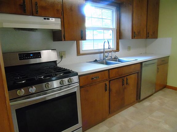 2nd image of 603 High St