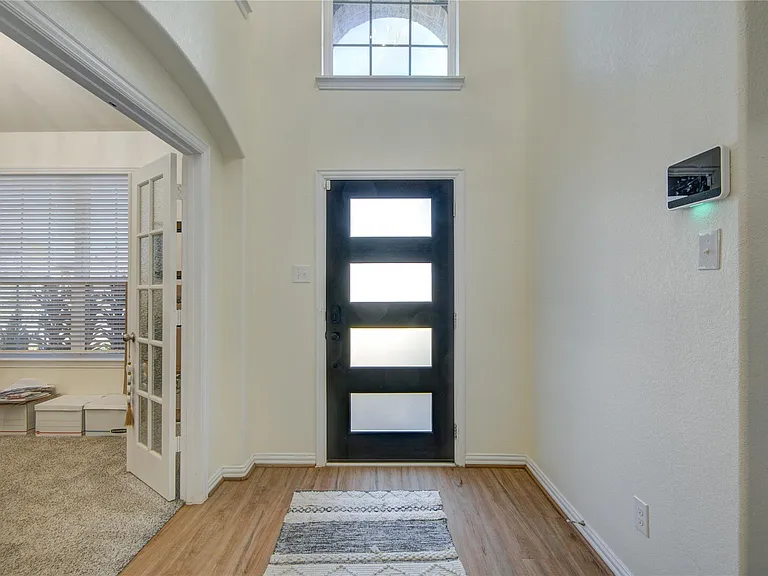 5312 Latigo Ct — Photo 4