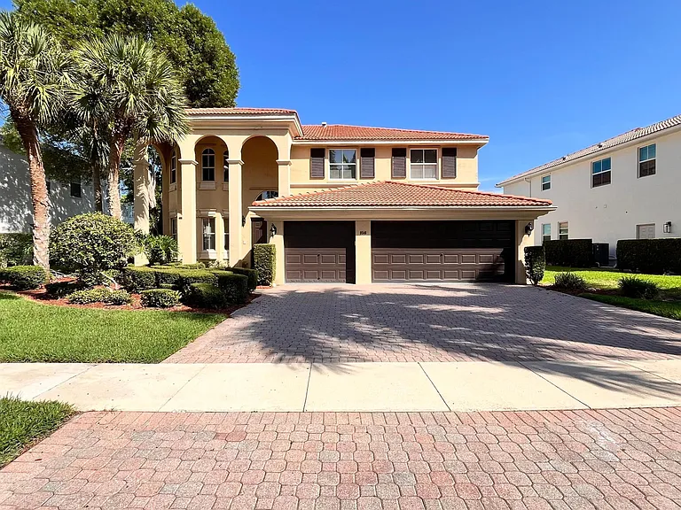 9546 Worswick Ct — Photo 49