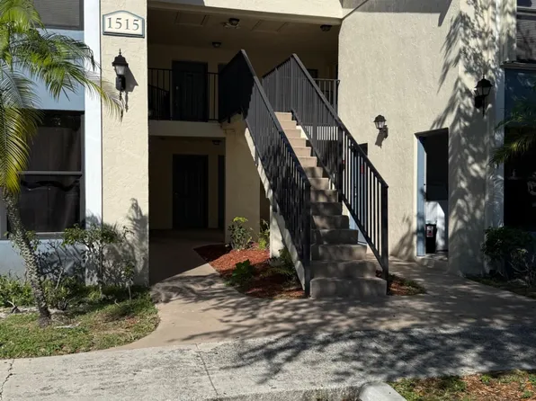 1515 Lake Crystal Drive #B, West Palm Beach, FL 33411