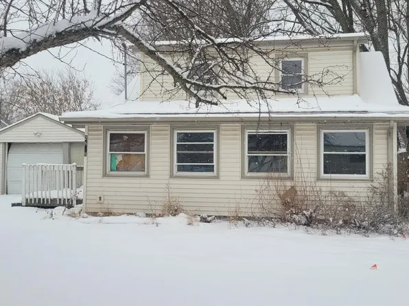 2808 Midwood St, Lansing, MI 48911